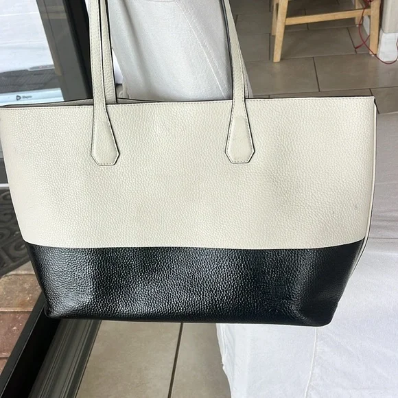 Tory Burch Black and White Tote Bag - Picture 4 of 14